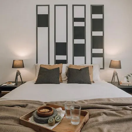 Arne - 3 Bedrooms In Alvalade Apartmán *