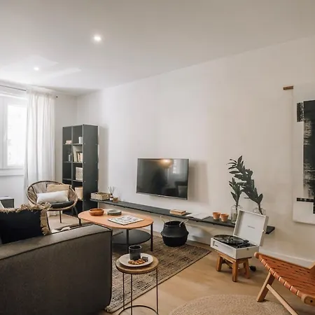 Apartmán Arne - 3 Bedrooms In Alvalade