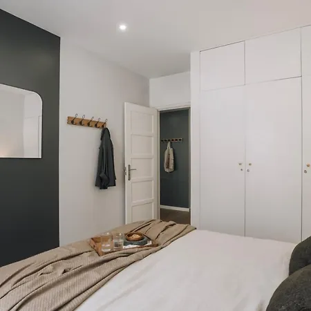 Arne - 3 Bedrooms In Alvalade * ליסבון